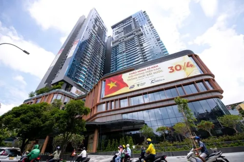 Hình ảnh thực tế Lancaster Legacy Quận 1 - Ảnh 1