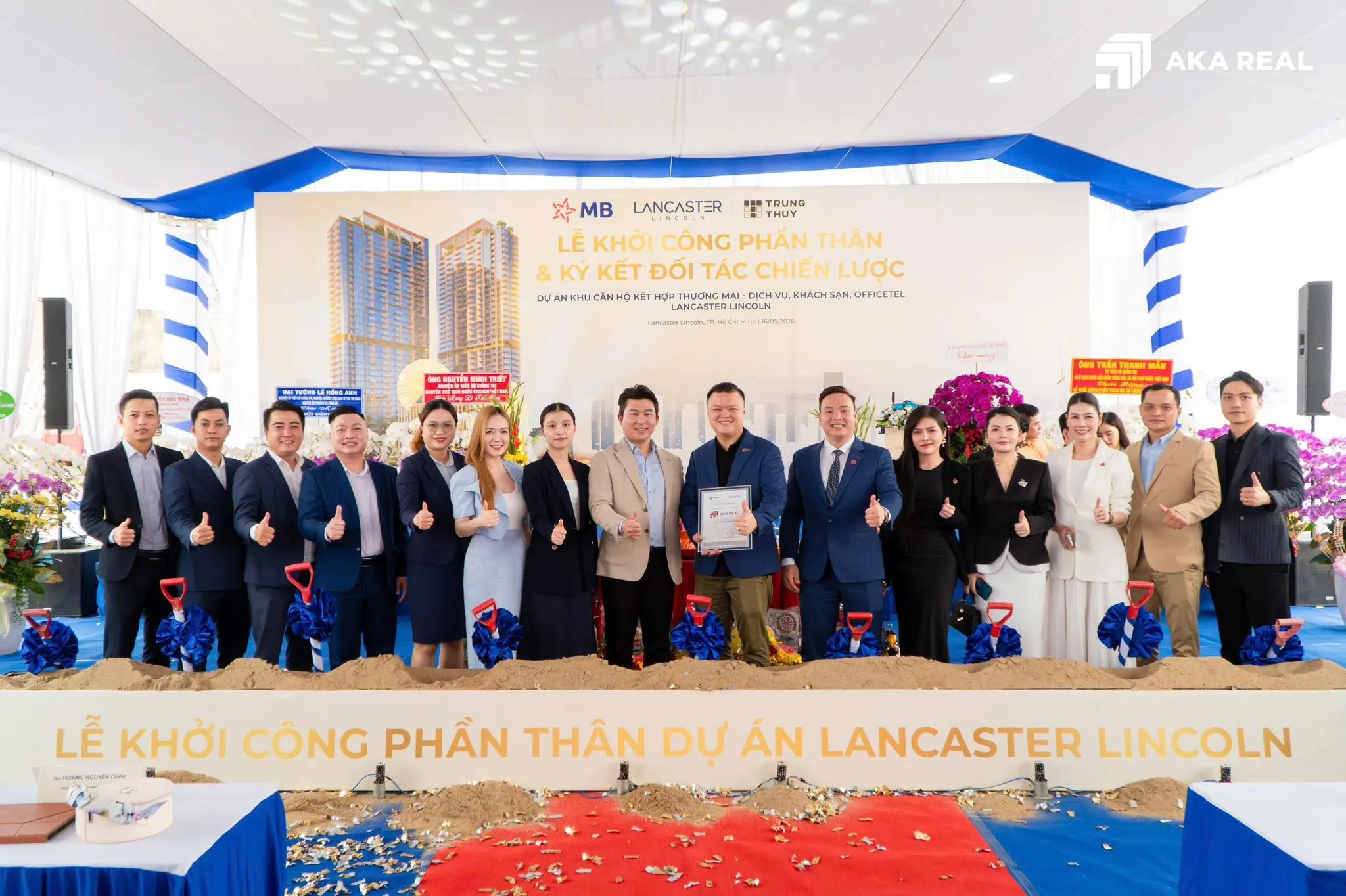 Aka Real đơn vị phân phối F1 chính thức dự án Lancaster Lincoln Quận 4