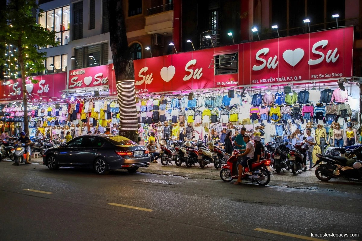 Những điều thú vị về con đường Nguyễn Trãi Quận 1